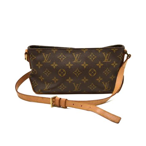 ar0051 louis vuitton|LOUIS VUITTON Monogram Trotteur AR0051 – melissalovesbags.